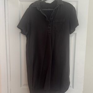 GAP Charcoal Button-Up Shirt